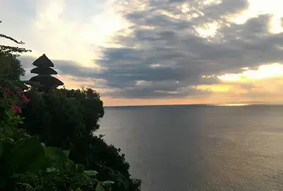one-day-tour-sunset-at-uluwatu-temple-bali